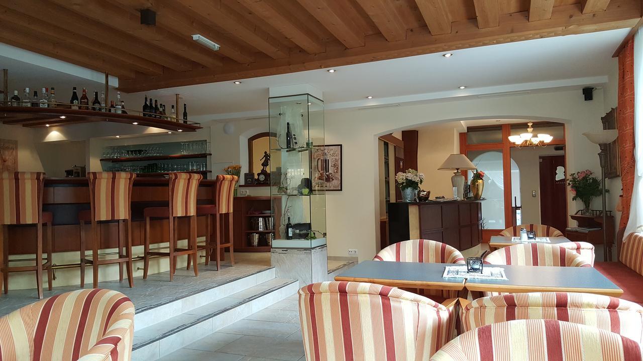 Hotel Mozart Landeck Exterior foto